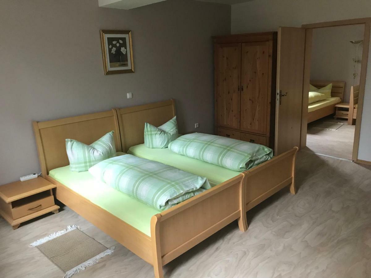Pension Zum Mohr Birstein Екстер'єр фото